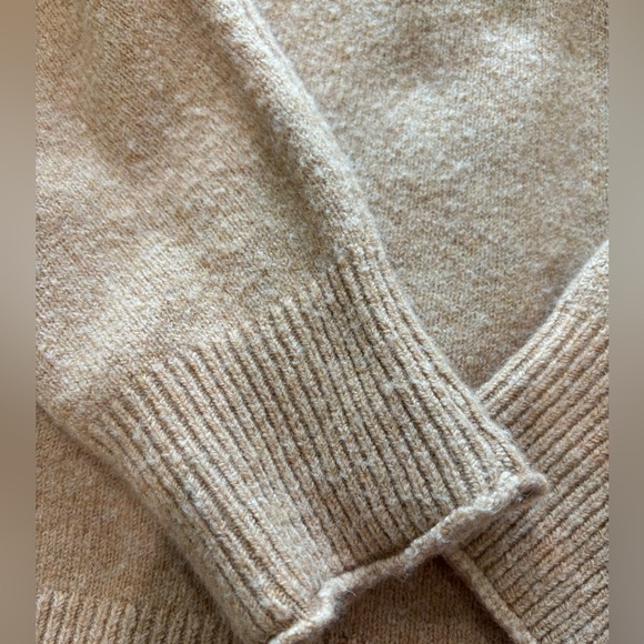 J. CREW Sz Large Fair Isle Mock Neck Sweater Supersoft Yarn Wool Camel Blue EUC - Picture 11 of 11